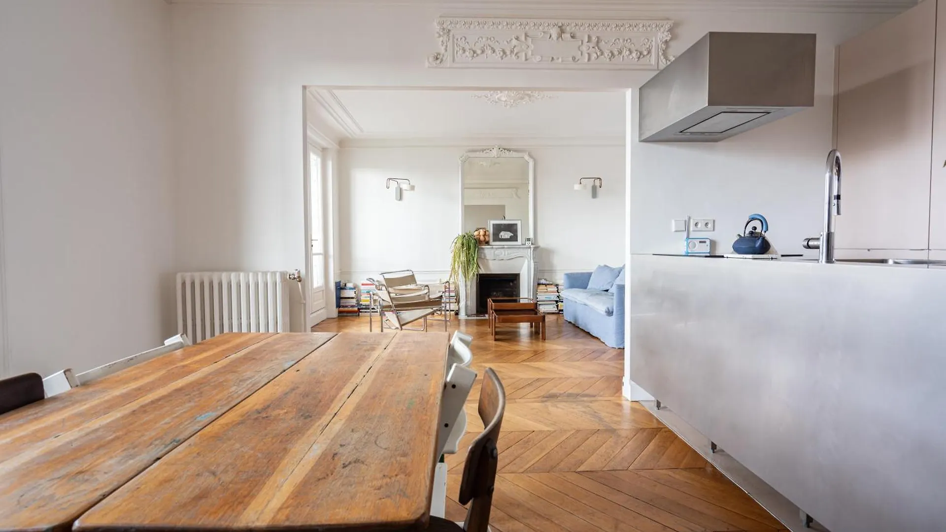 2 Bd Lovely Facing Canal St Martin Sleeps 6 *